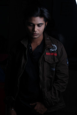 Nitesh Upadhyay - Model in Surat | www.dazzlerr.com