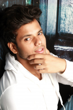 Jatin Jindal - Actor in Mumbai | www.dazzlerr.com