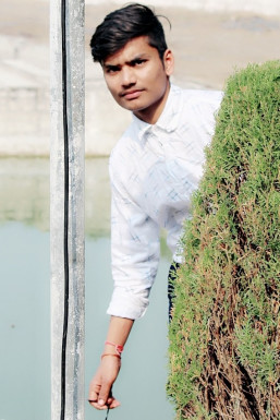 Vivek Gupta - Model in Gwalior | www.dazzlerr.com