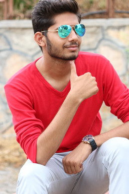 Vishvas Patel - Dancer in Vijapur | www.dazzlerr.com