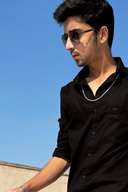 Shivam Parekh - Model in Surat | www.dazzlerr.com