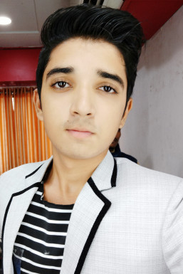 Shivam Parekh - Model in Surat | www.dazzlerr.com