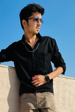 Shivam Parekh - Model in Surat | www.dazzlerr.com