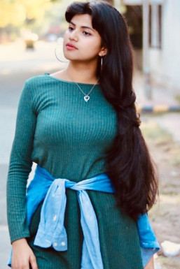 Bhumika Parashar - Model in  | www.dazzlerr.com