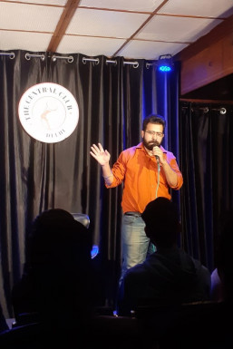 Shivam Miglani - Comedian in Delhi | www.dazzlerr.com