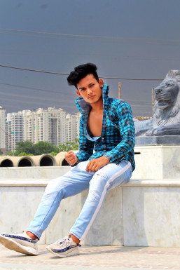 Ajay Negi - Model in New Delhi | www.dazzlerr.com