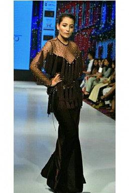 Nirnay Vibhav Tripathi - Fashion Designer in Delhi | www.dazzlerr.com