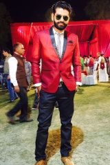 Deepak Bindra - Model in Chandigarh | www.dazzlerr.com