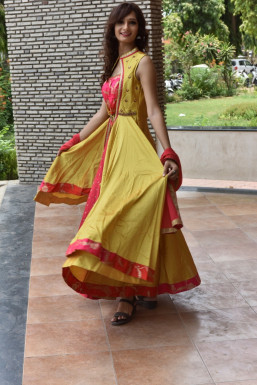 Pooja Pambhar - Model in Anand | www.dazzlerr.com