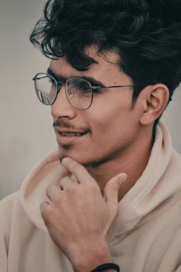 Dheeraj Shukla - Model in Allahabad | www.dazzlerr.com