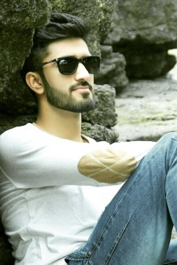 Bhushan Jain - Model in  | www.dazzlerr.com