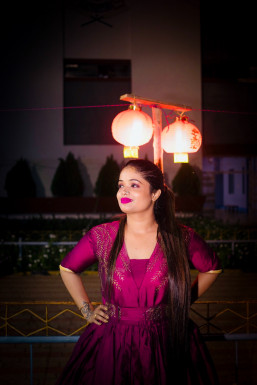 Pinki Jha - Anchor in Bhubaneswar | www.dazzlerr.com