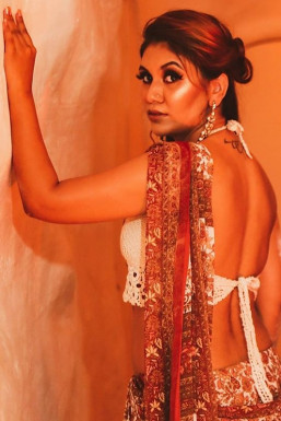Shiuli Chakravorty - Influencer in  | www.dazzlerr.com