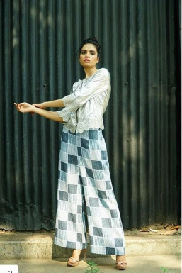 Dmayanti Giri - Influencer in Mumbai | www.dazzlerr.com