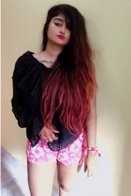 Sapna Bakshi  - Influencer in Kolkata | www.dazzlerr.com