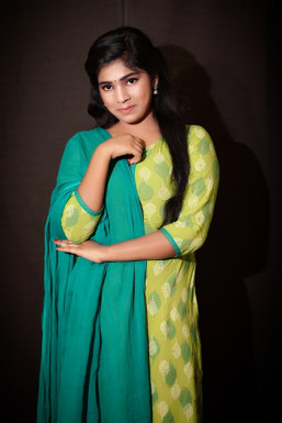 Ashwini Tudum - Actor in Hyderabad | www.dazzlerr.com