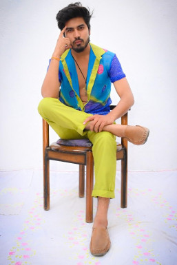 Shailendra Gurjar - Model in Pipariya | www.dazzlerr.com