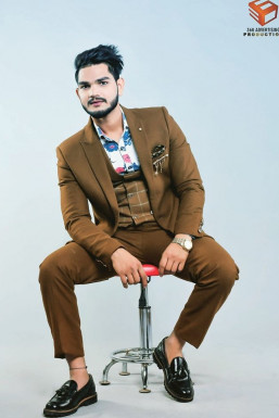 Samoon  Khan - Model in Gurgaon | www.dazzlerr.com