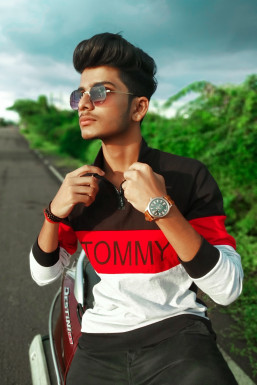 Kaushik Joshi - Model in Latur | www.dazzlerr.com