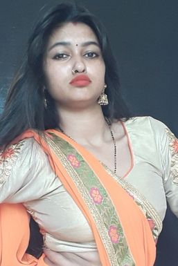Anuradha Srivastav - Model in Agra | www.dazzlerr.com