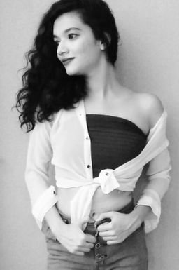 Nikita Pachori - Model in Indore | www.dazzlerr.com