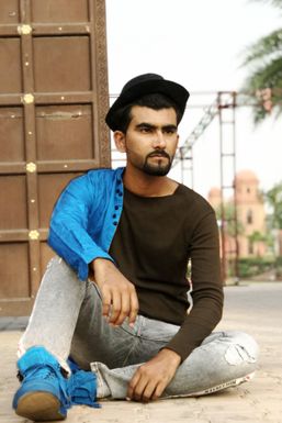 Aamir Afzal - Model in Malerkotla | www.dazzlerr.com