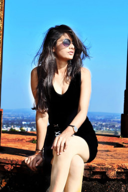 Prity Mishra - Model in Bhopal | www.dazzlerr.com