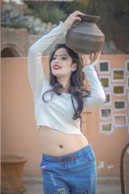 Shruti Kattru - Model in Chandigarh | www.dazzlerr.com