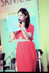 Priya Selwan - Anchor in Chandigarh | www.dazzlerr.com