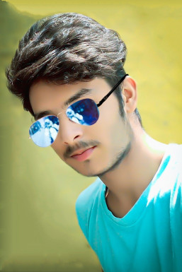 Aasim Khan - Actor in Noida | www.dazzlerr.com