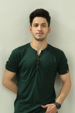 Kunal Bhat - Model in Delhi | www.dazzlerr.com