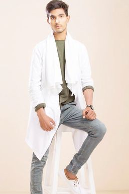 Ryan Moman - Actor in Nashik | www.dazzlerr.com