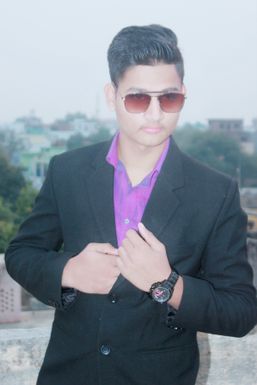 Abhijeet Chauhan - Model in Bulandshahr | www.dazzlerr.com