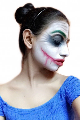 Vidhya Makwana - Makeup Artist in Mumbai | www.dazzlerr.com