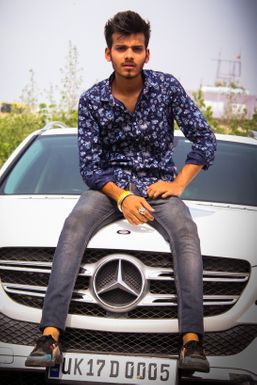 Kunal Nijhawan - Actor in Delhi Cantt. | www.dazzlerr.com