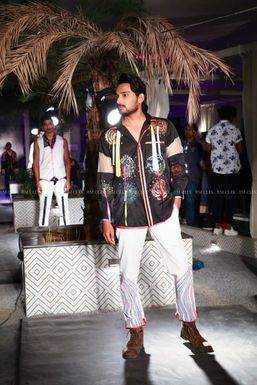 Mani Goud - Actor in Hyderabad | www.dazzlerr.com