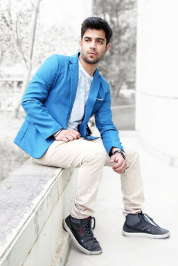 Karan Kataria - Model in New Delhi | www.dazzlerr.com