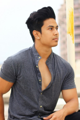 Nibir Talukdar - Actor in Guwahati | www.dazzlerr.com