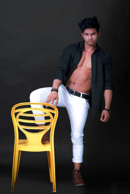 ASIF KHAN - Model in Lucknow | www.dazzlerr.com