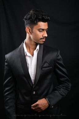 Raghav Prabhu - Model in Pune | www.dazzlerr.com
