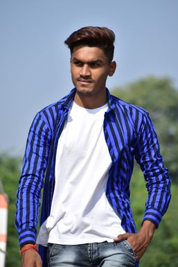 Hardik Vaghela - Model in Bhuj | www.dazzlerr.com