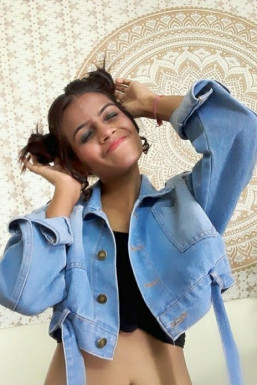Nakisha Chaudhary - Model in Noida | www.dazzlerr.com