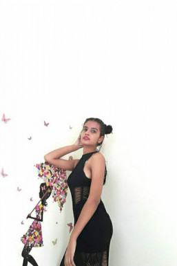 Nakisha Chaudhary - Model in Noida | www.dazzlerr.com