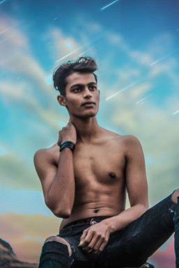 Pratyush Shrivastava - Model in Indore | www.dazzlerr.com