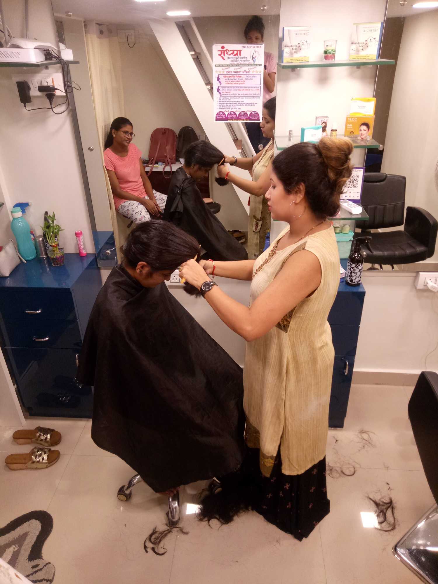 Dazzlerr - Sandhya Beauty Salon & Academy