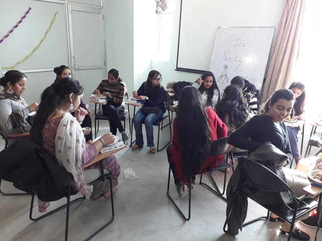 Dazzlerr - Maxexcel Fashion Factory School