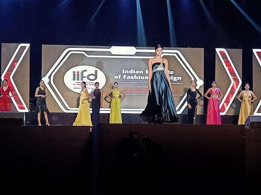 Dazzlerr - Iifd - Indian Institute Of Fashion & Design
