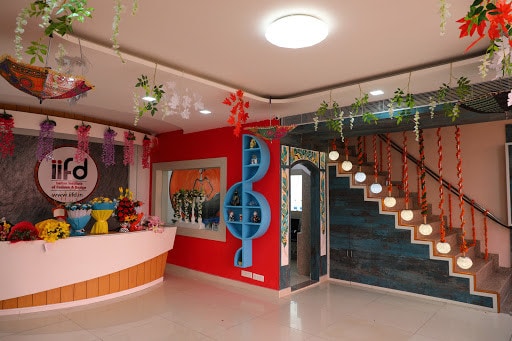 Dazzlerr - Iifd - Indian Institute Of Fashion & Design