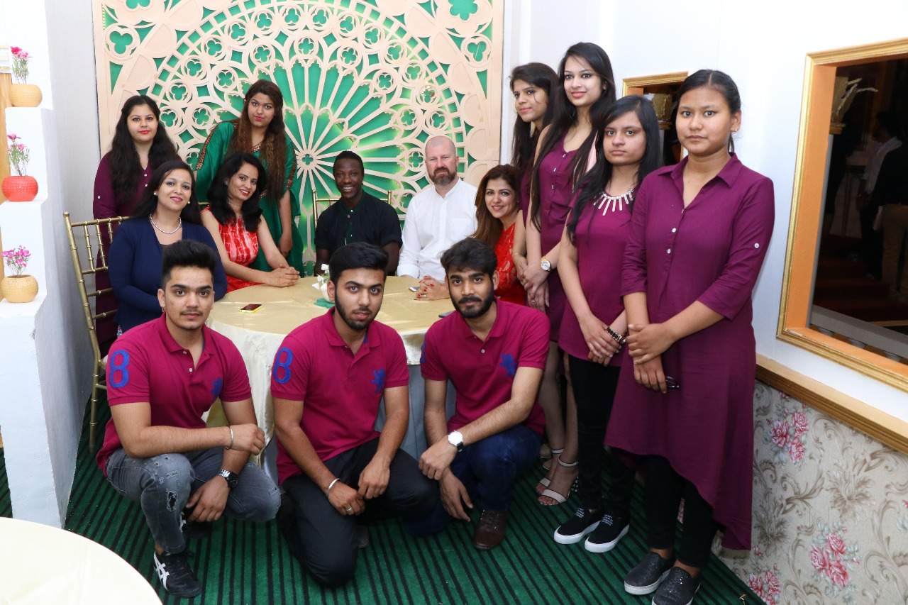 Dazzlerr - International Institute Of Fashion Design
