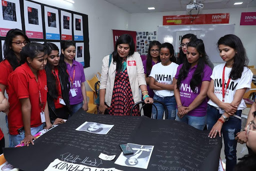 Dazzlerr - Neewara Academy Of Design